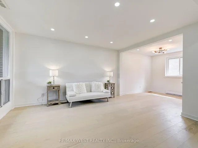 Additional image 10 of 22 Tandridge Cres Unit 808