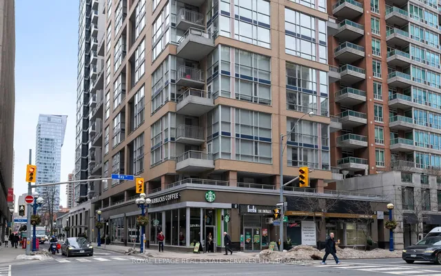 Additional image 50 of 80 Cumberland St Unit PH1903