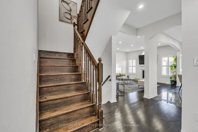 Additional image 11 of 8 Young Garden Cres