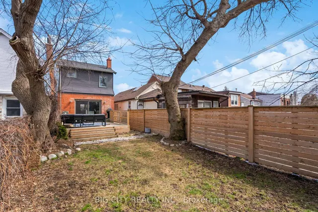 Additional image 33 of 114 Robina Ave