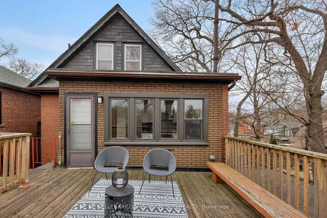 Additional image 39 of 220 Howard Park Ave