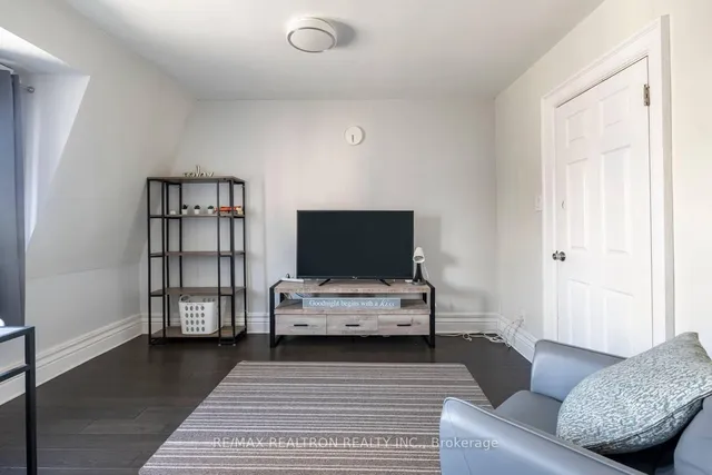 Additional image 24 of 541 Eastern Ave