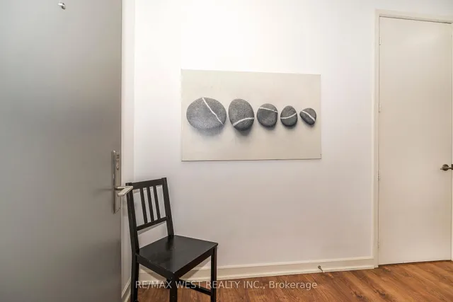 Additional image 11 of 380 Macpherson Ave Unit 333