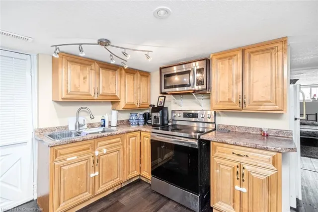 Additional image 41 of 243 Federal St