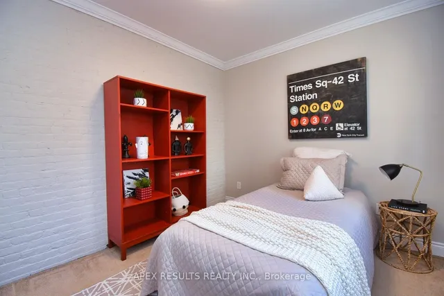 Additional image 28 of 332 KING St