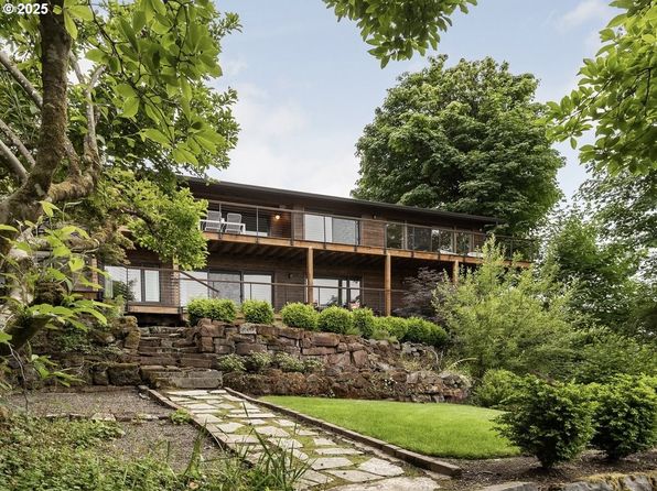 4444 SW Council Crest Dr, Portland, OR 97239
