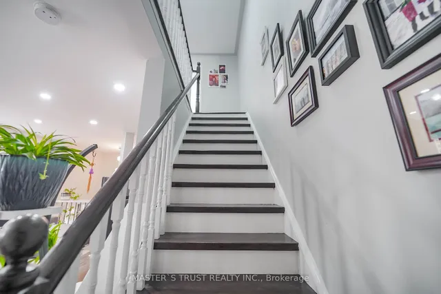 Additional image 21 of 40 Rochefort Dr