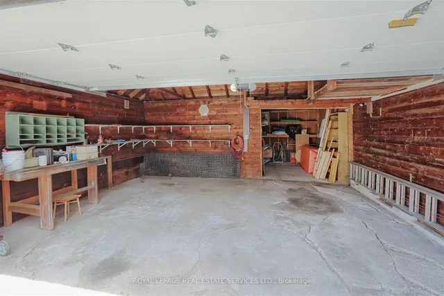 Additional image 37 of 51 Wendover Rd