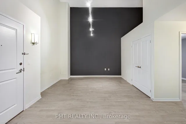 Additional image 9 of 125 Western Battery Rd Unit 209