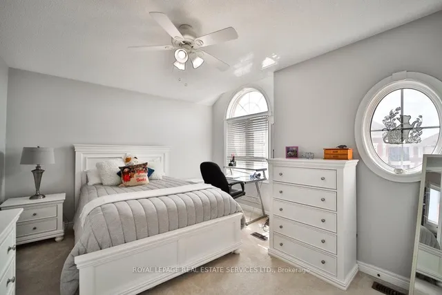 Additional image 25 of 44 Game Creek Cres