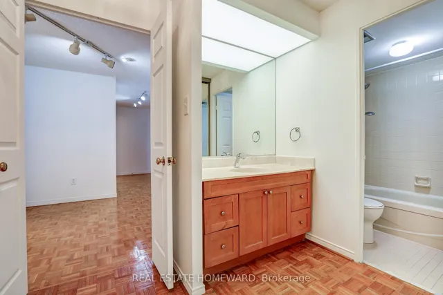 Additional image 20 of 280 Simcoe St Unit 507A