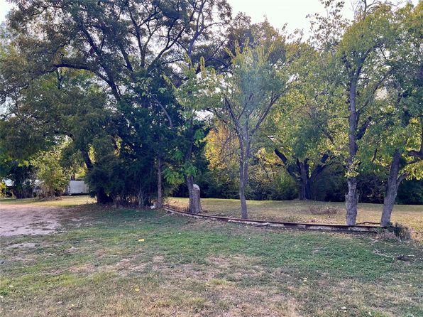 Additional image 3 of 902 S Waverly Dr, Dallas, TX 75208