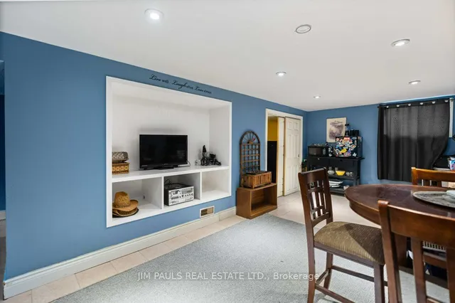 Additional image 25 of 130 West 23rd St