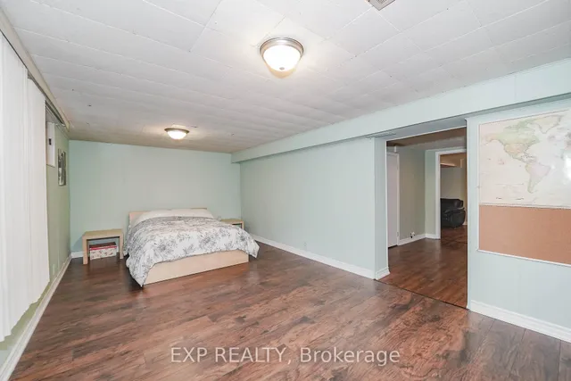 Additional image 33 of 47 Combe Ave