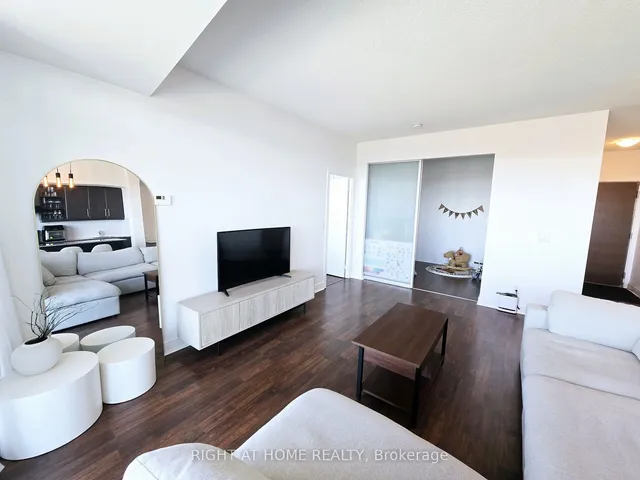 Additional image 8 of 35 Brian Peck Cres Unit 1005