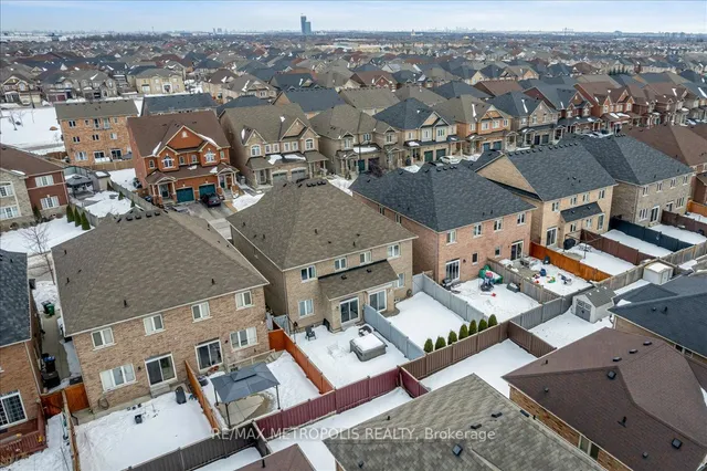 Additional image 29 of 101 Lesabre Cres