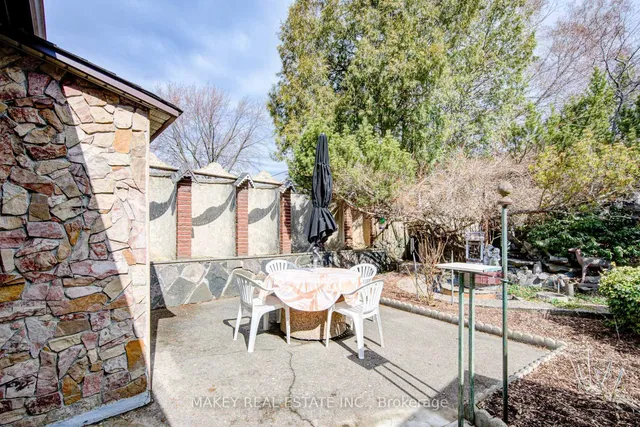 Additional image 32 of 94 Harold Ave