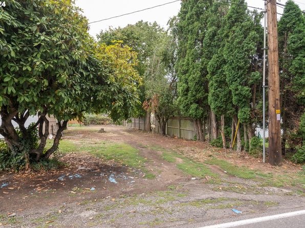 5947 NE 60th Ave UNIT N, Portland, OR 97218