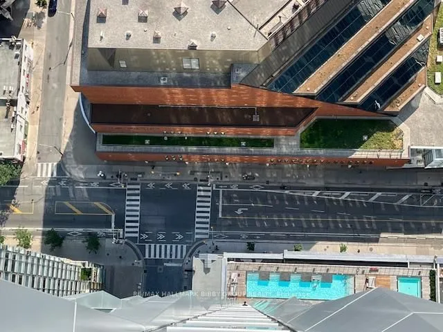 Additional image 39 of 1 Yorkville Ave Unit 5008