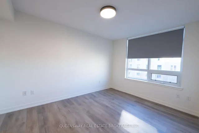 Additional image 16 of 816 Lansdowne Ave Unit 307