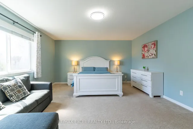 Additional image 32 of 54 Grasswood St