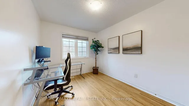 Additional image 28 of 1 Deckman St