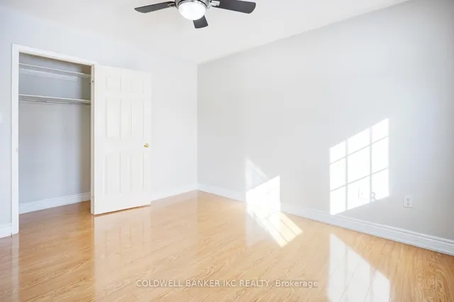 Additional image 30 of 25 Hollowgrove Blvd