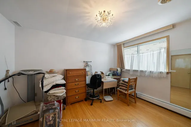 Additional image 21 of 28 Madron Cres