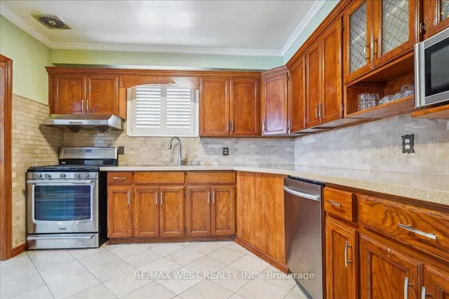 Additional image 4 of 65 Montvale Dr