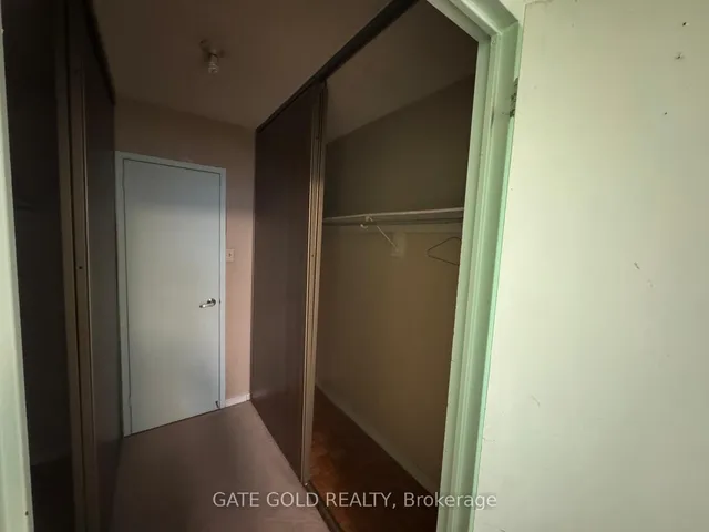 Additional image 16 of 1624 Bloor St Unit 17