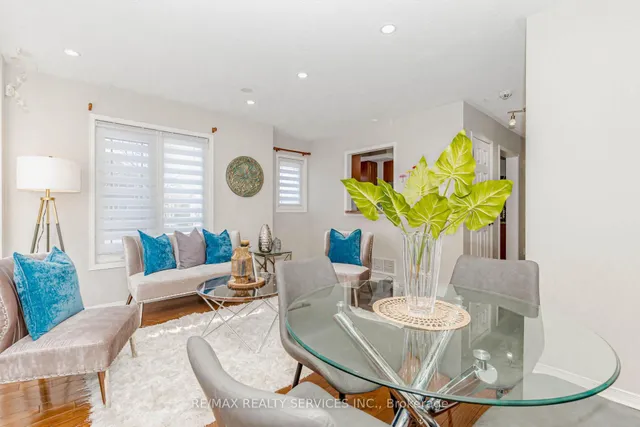 Additional image 3 of 1 Clover Bloom Rd