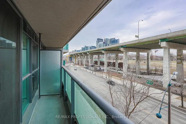 Additional image 32 of 209 Fort York Blvd Unit 469