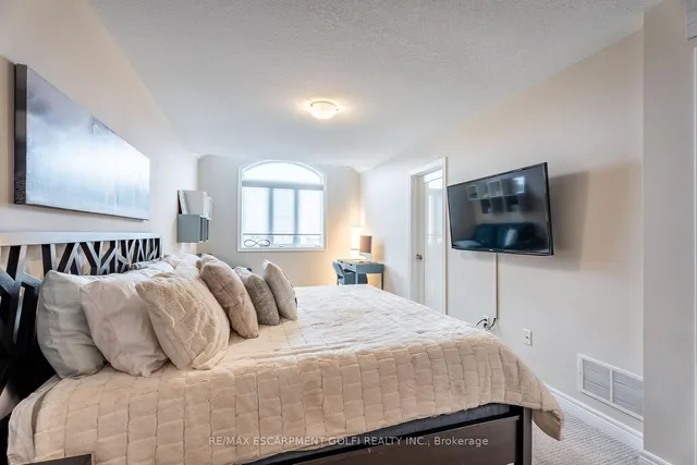 Additional image 20 of 48 Galileo Dr