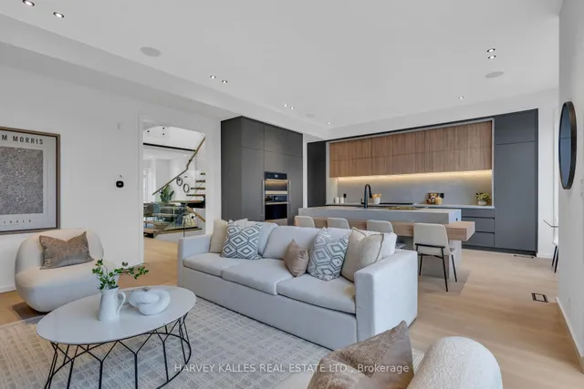 Additional image 12 of 187 Roe Ave