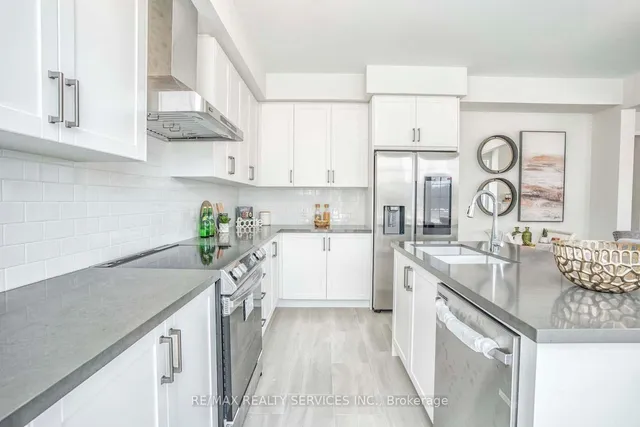 Additional image 12 of 525 Red Elm Rd