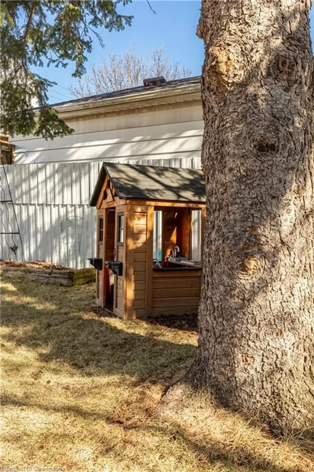 Additional image 41 of 19 Woodbridge Rd