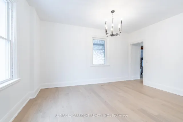 Additional image 42 of 302 Carlisle Rd