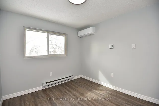 Additional image 29 of 16 Simcoe St