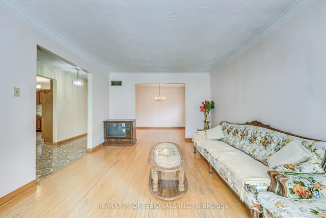 Additional image 13 of 2314 Sheppard Ave