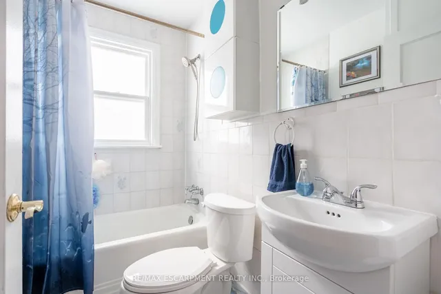 Additional image 22 of 119 East 17th St