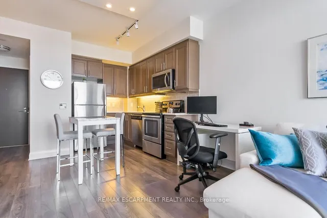 Additional image 13 of 15 Zorra St Unit 1608