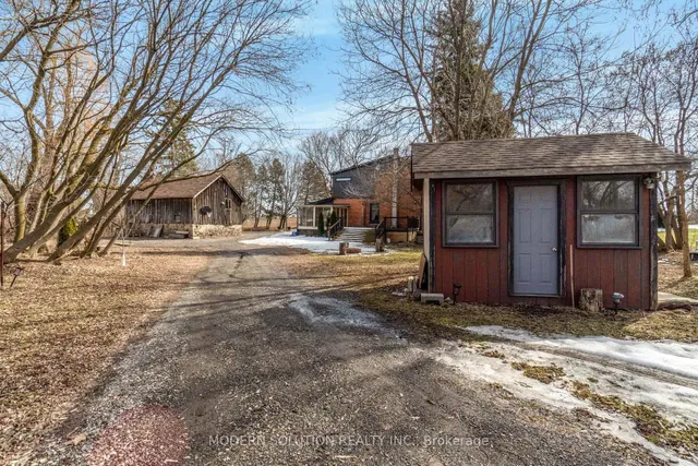 Additional image 35 of 3015 Dundas St