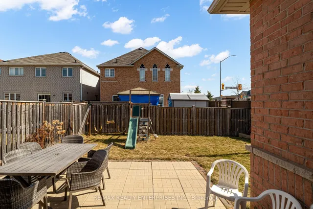 Additional image 36 of 148 Bayhampton Dr