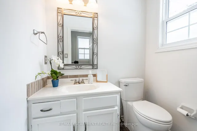 Additional image 23 of 1 Acredale Dr