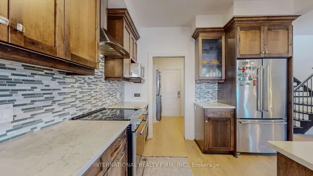 Additional image 10 of 275 Falconridge Dr