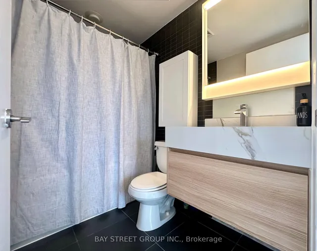 Additional image 23 of 25 Carlton St Unit 3101