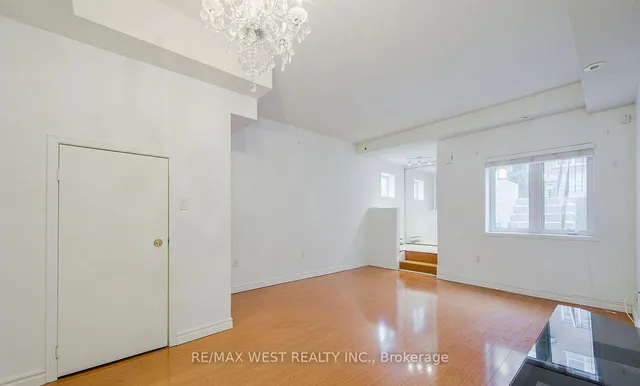 Additional image 3 of 901 Kennedy Rd Unit 26