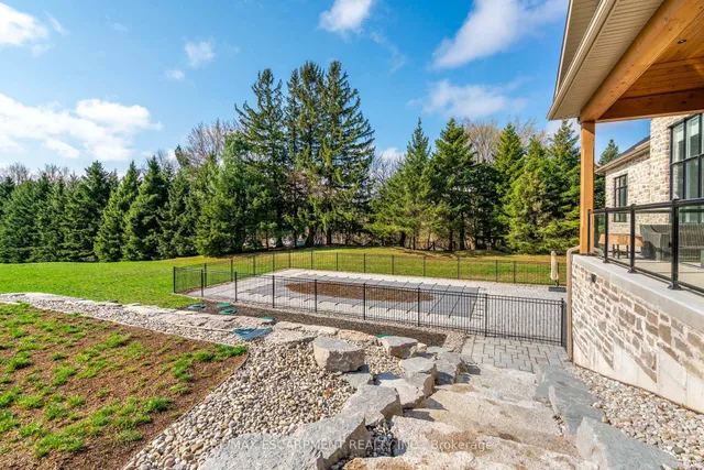 Additional image 32 of 302 Carlisle Rd