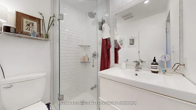 Additional image 21 of 38 Fielding Ave