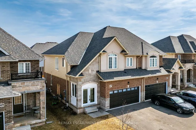 Additional image 2 of 47 Sauvignon Cres